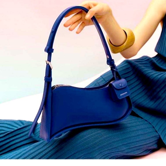 Leather handbag - Picture 1 of 1